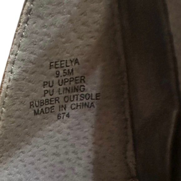 Steve Madden Women’s Metallic Ankle Strap Feelya Heels - Size 9.5 - Picture 9 of 11